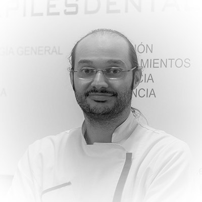 Dr. Carlos Peracho Odontologo